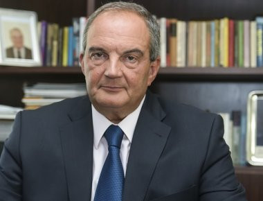 Η συγκίνηση του Κ.Καραμανλή: «Με βαθύτατη οδύνη αποχαιρετώ το στενό μου φίλο και συνεργάτη Β.Μπασιάκο»